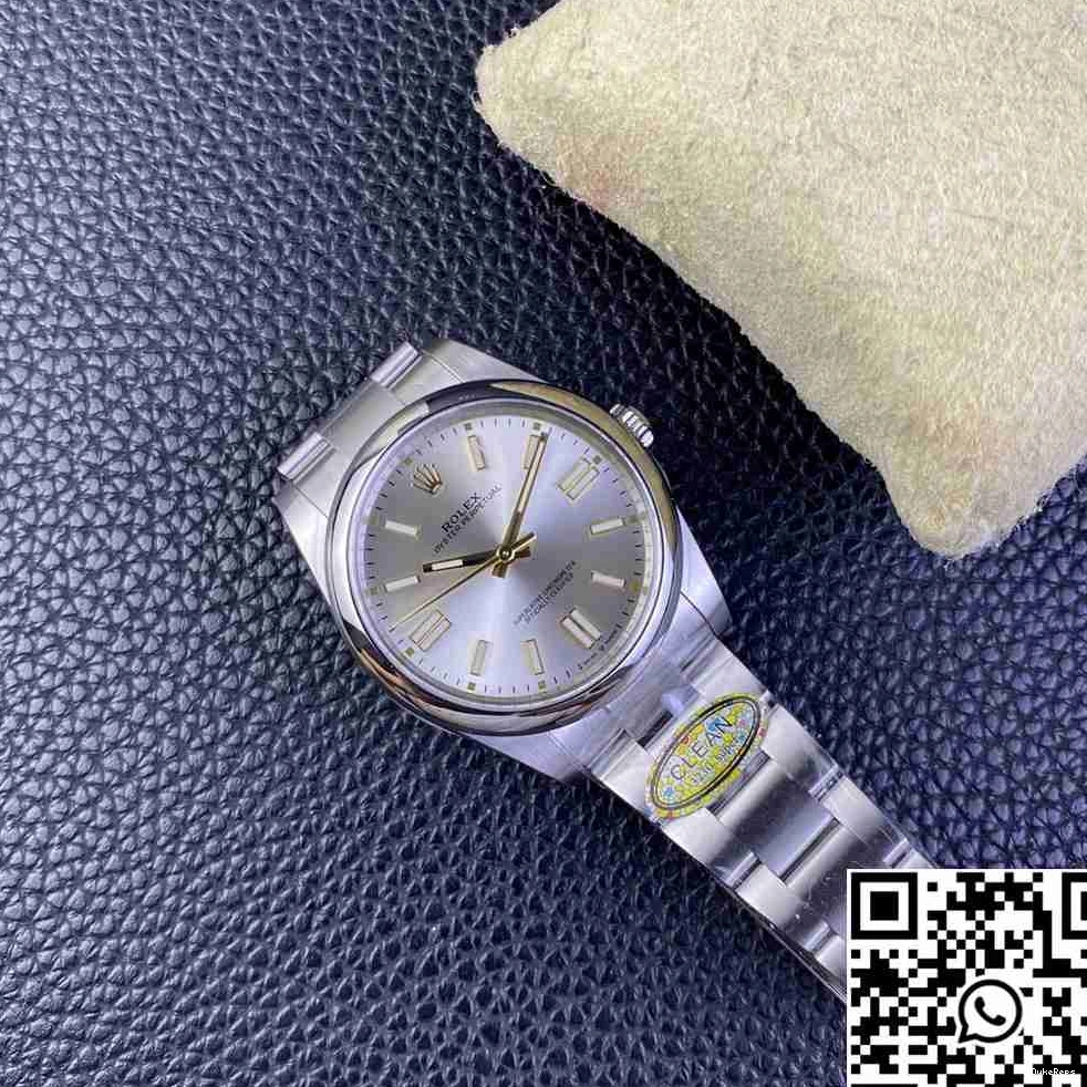 Rolex Clean Oyster Dial Factory Silver 41MM M124300-0001 Perpetual 0409